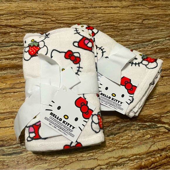 Hello Kitty - Picture 1 of 4